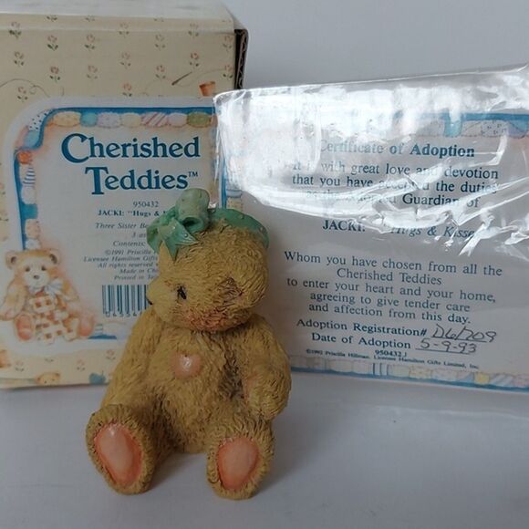 Cherished Teddies Other - Cherished Teddies Jacki Hugs and Kisses Figurine